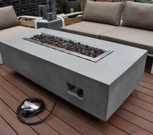 Load image into Gallery viewer, Granville Fire Table